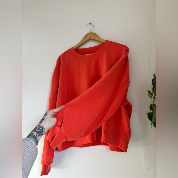 Lululemon Softstreme Perfectly Oversized Cropped Crew in Orange - Picture 7 of 12